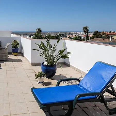 Casa Jacqueline Daire *